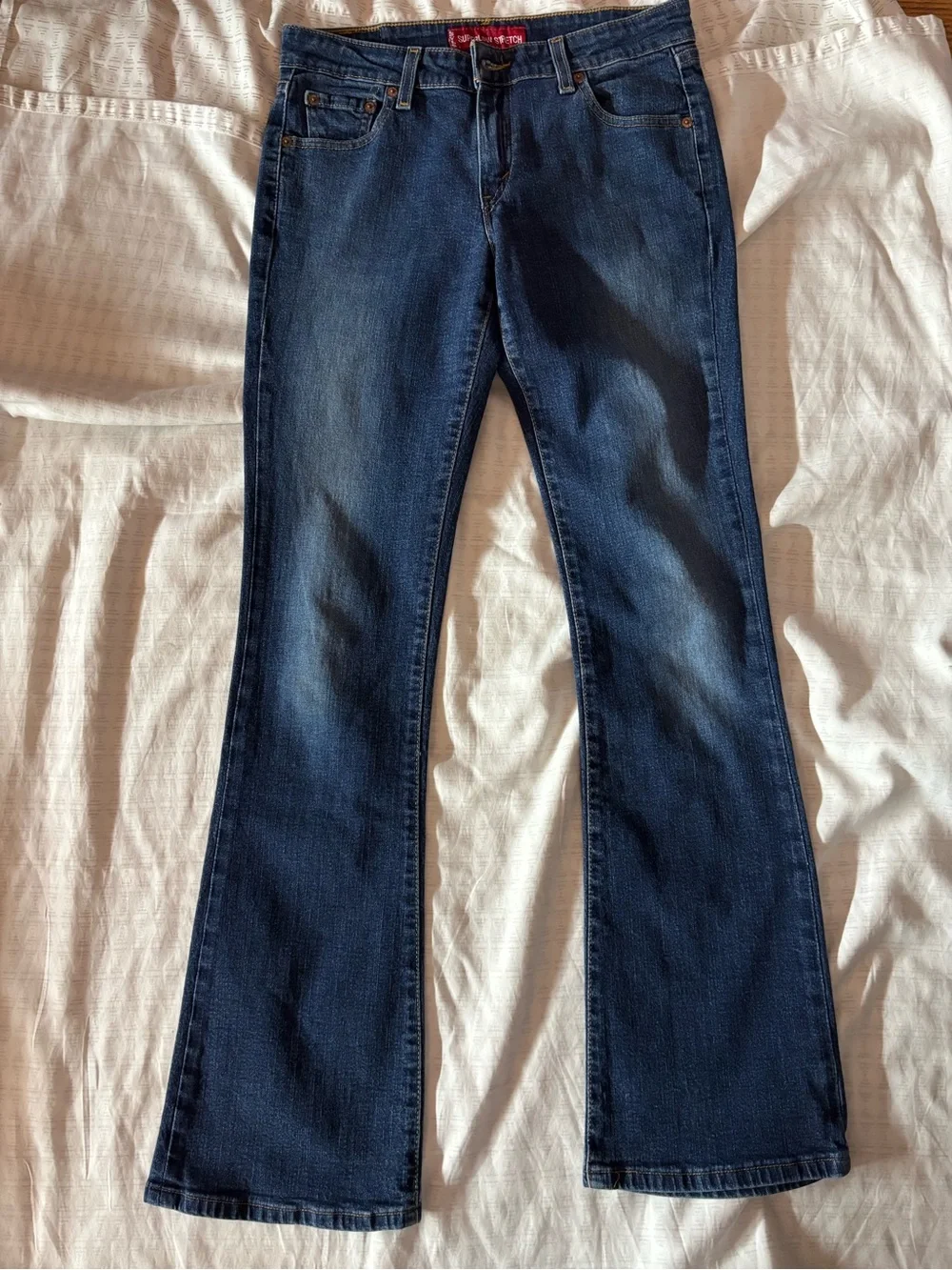 Y2K Lowrise Levi's 518 Straight Dark Blue Jeans with Signature Red Tab - Picture 6 of 6